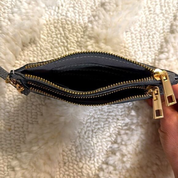 NWOT faux leather gray wristlet Brand: A New Day - Picture 3 of 4